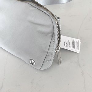 NWT Lululemon Everywhere Belt Bag